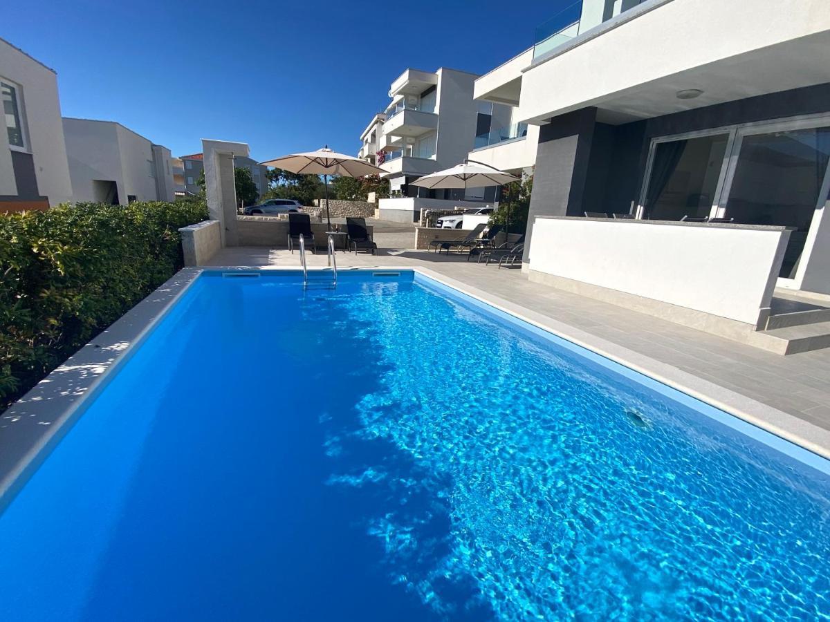 Fantasy Pool Villa Novalja Ngoại thất bức ảnh
